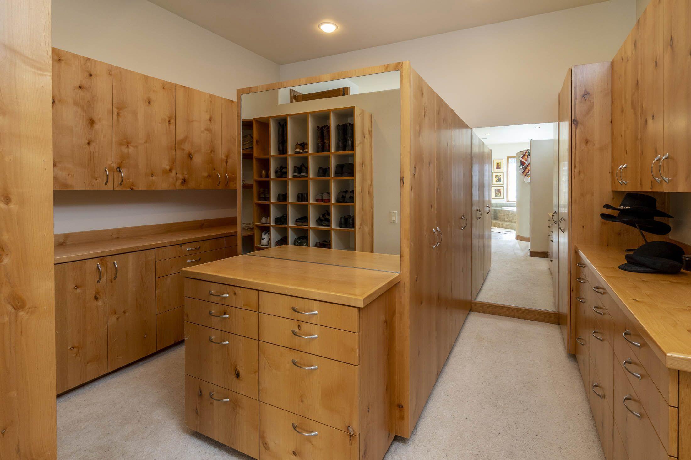 65520 Gerking Market Road Bend, OR 97703 - Photo 15 of 49 Spacious closets