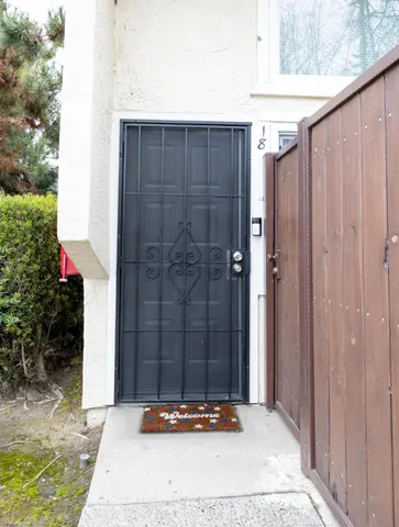 $245,000 | 325 Standiford Avenue, Unit 18, Modesto, CA 95356