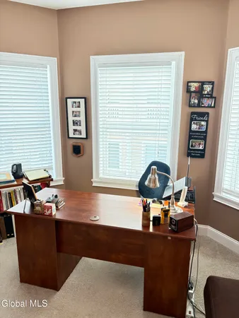 $325,000 | 406 Kelly Circle, Guilderland, NY 12009