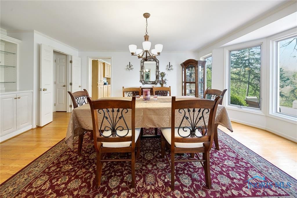 4631 Farmington Road Toledo, OH 43623 - Photo 7 of 50 Gallery Image 7