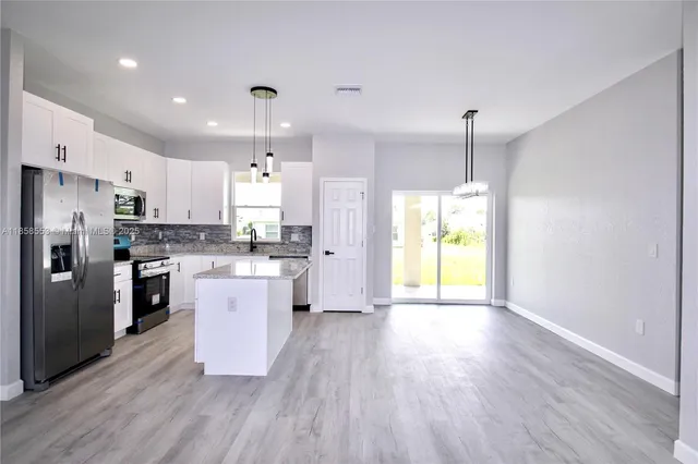 $354,900 | 4631 Mignon Drive, Sebring, FL 33872