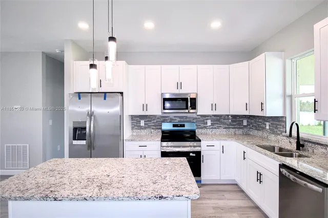 $354,900 | 4631 Mignon Drive, Sebring, FL 33872