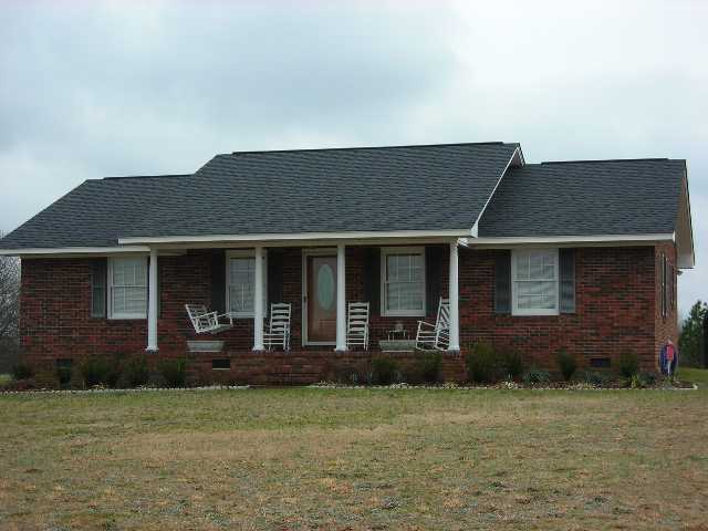 826 Wilsontown Road Laurens, SC 29360 - Photo 1 of 1 Main View
