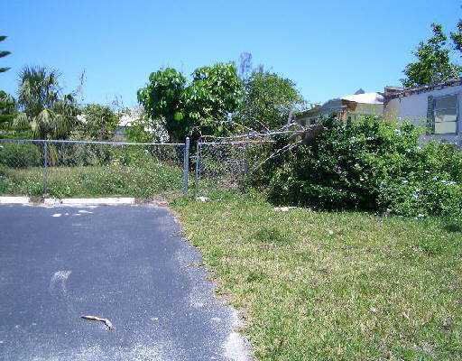 10397 Marina Way Boca Raton, FL 33428 - Photo 1 of 2 Primary Photo