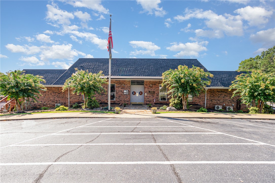 136 Choestoea Road Westminster, SC 29693 - Photo 15 of 20 Community Center