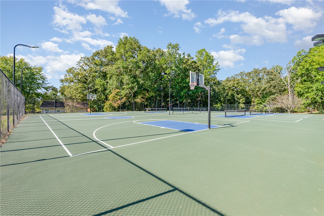 136 Choestoea Road Westminster, SC 29693 - Photo 18 of 20 Tennis Courts