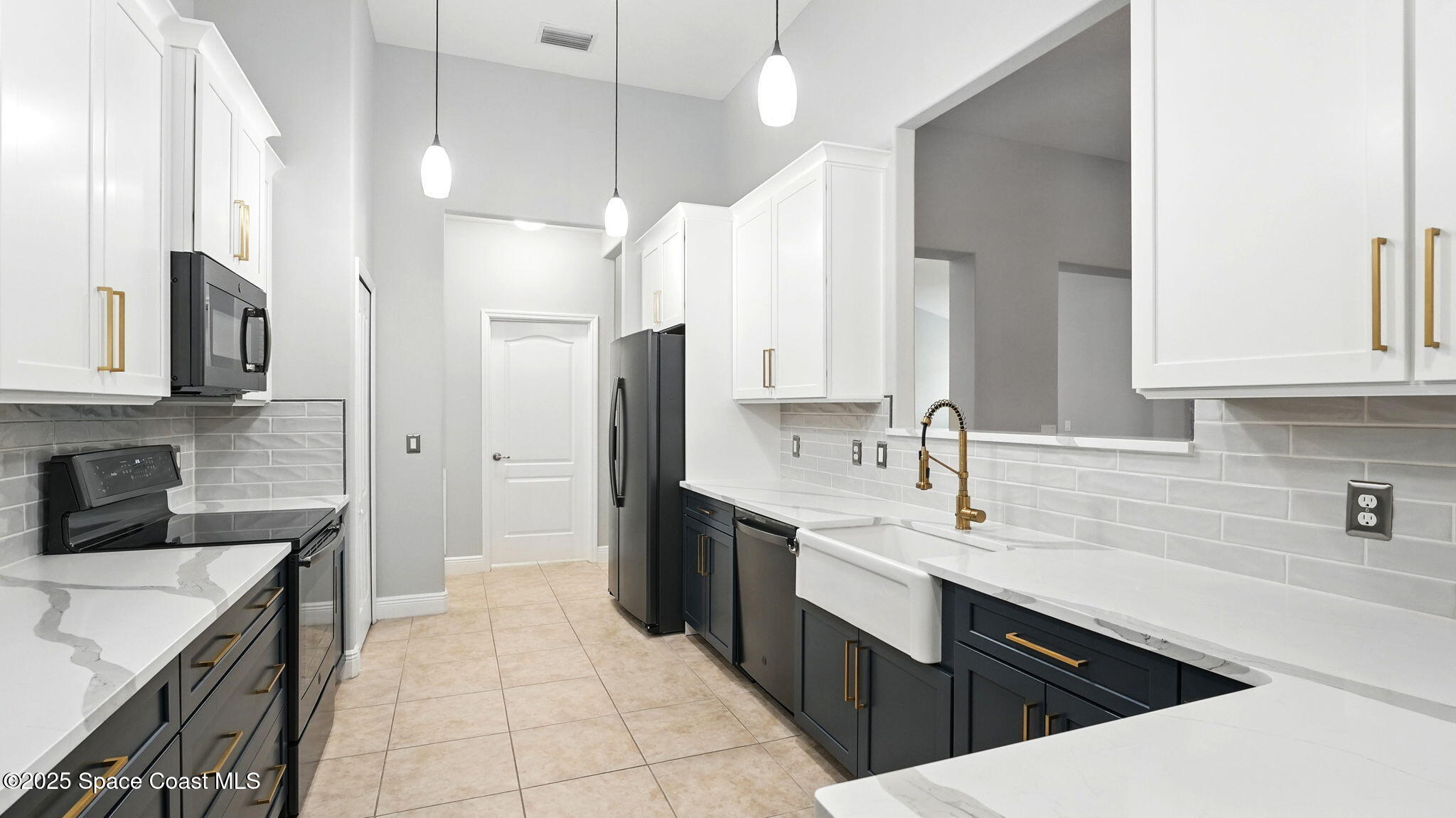 5852 Goleta Circle Melbourne, FL 32940 - Photo 22 of 67 Kitchen