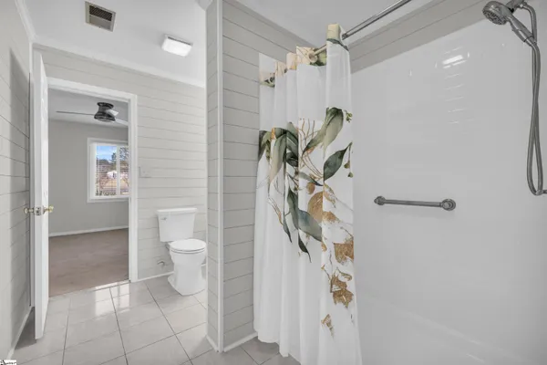 $340,000 | 112 Lake Ridge Drive, Ninety Six, SC 29666