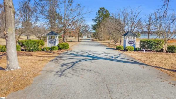 $340,000 | 112 Lake Ridge Drive, Ninety Six, SC 29666