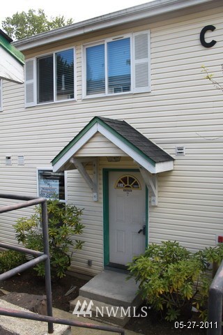 833 Southwest Sunset Boulevard, Unit C15 Renton, WA 98057 - Photo 1 of 1