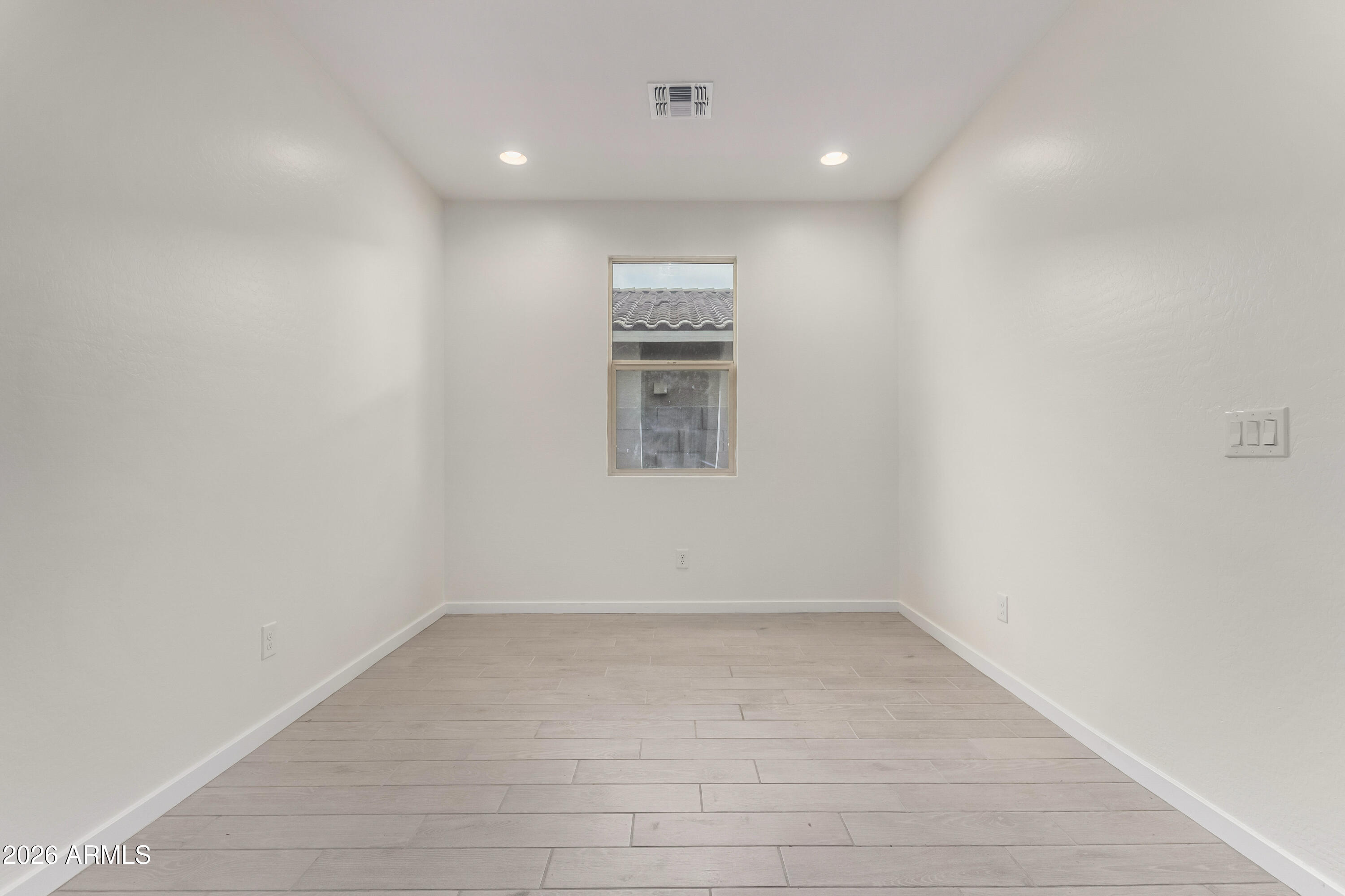 17352 West Red Fox Road Surprise, AZ 85387 - Photo 21 of 45 a view of an empty room