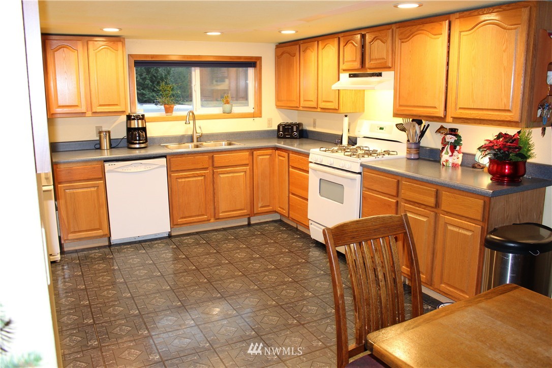7734 Ranger Station Road Marblemount, WA 98267 - Photo 14 of 23 Gallery Image 14
