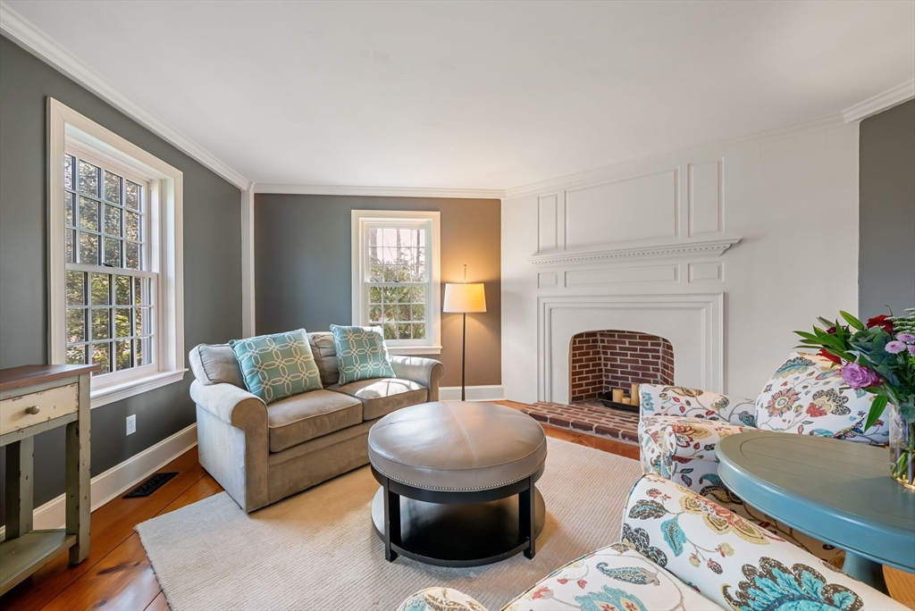 23 Old Farm Road Hopkinton, MA 01748 - Photo 7 of 42 Gallery Image 7