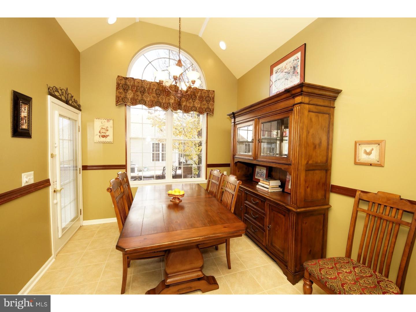 74 Einstein Way Cranbury, NJ 08512 - Photo 10 of 25 Breakfast Room