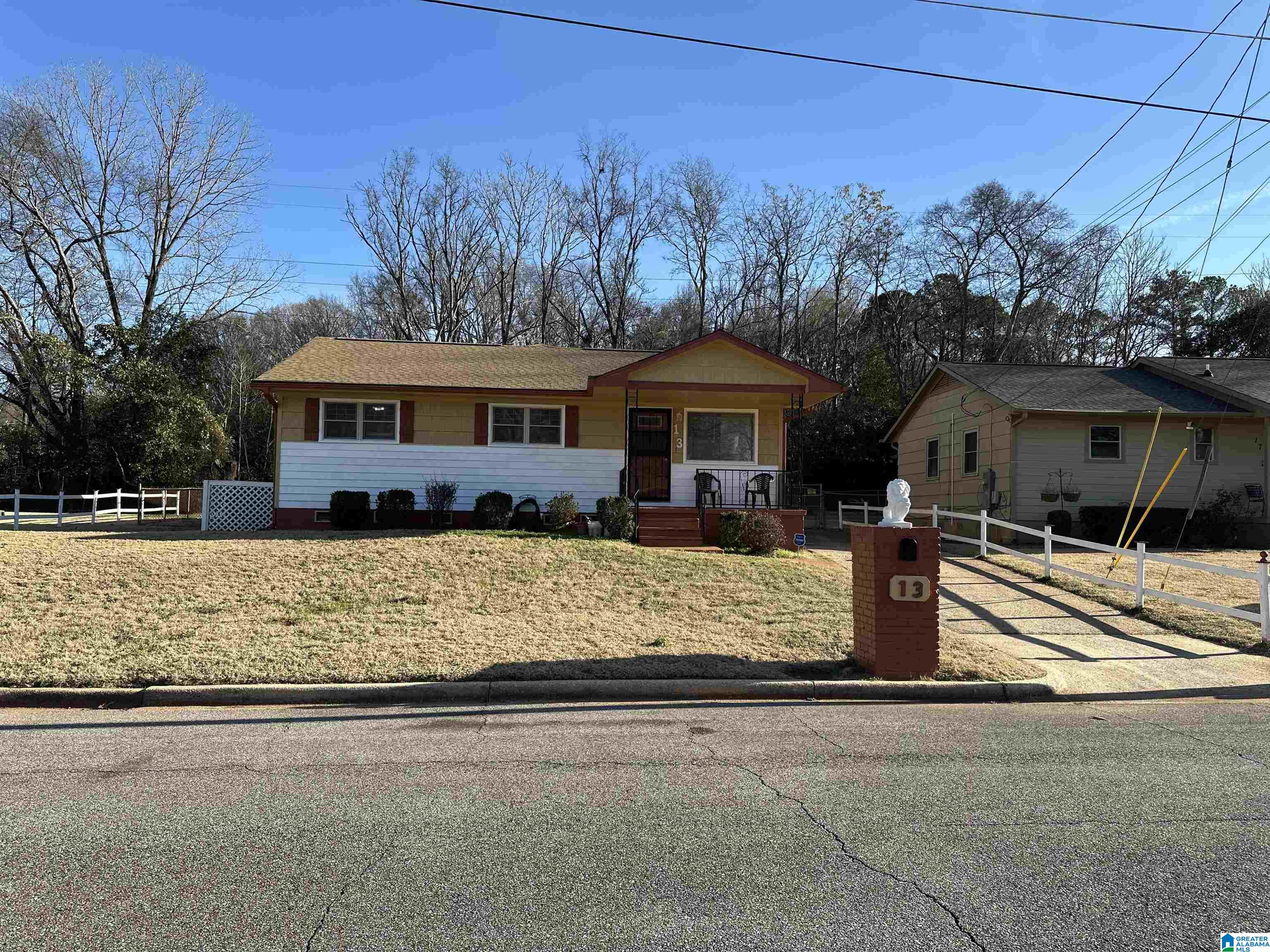 13 Spring Haven Circle Southwest Birmingham, AL 35211 - Photo 2 of 24