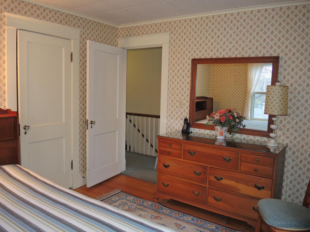 7 Temple Street Rutland, VT 05701 - Photo 16 of 17