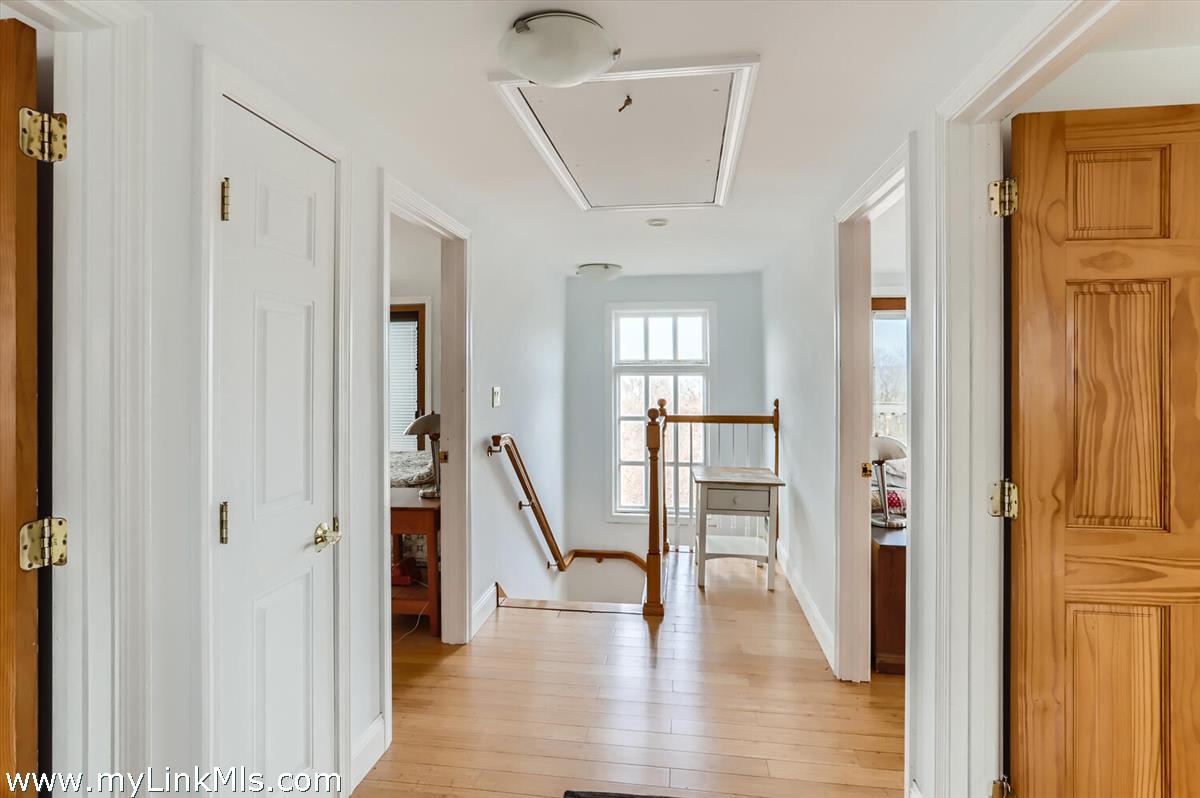 654 Lighthouse Road Aquinnah, MA 02535 - Photo 13 of 29