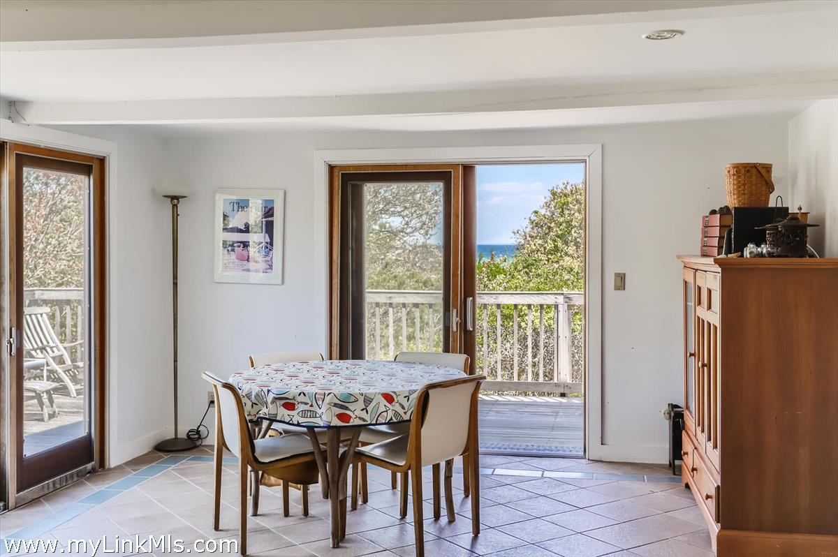 654 Lighthouse Road Aquinnah, MA 02535 - Photo 9 of 29