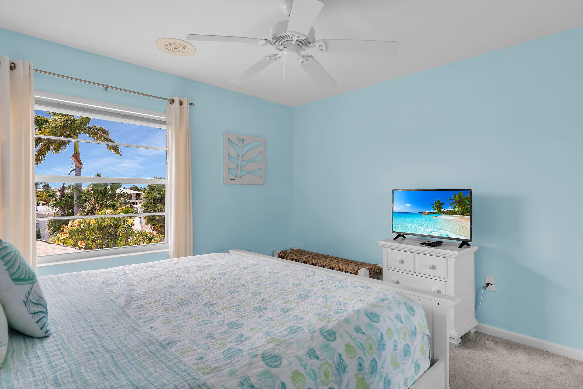 180 9th Street Key Colony Beach, FL 33051 - Photo 25 of 50 Guest Bedroom