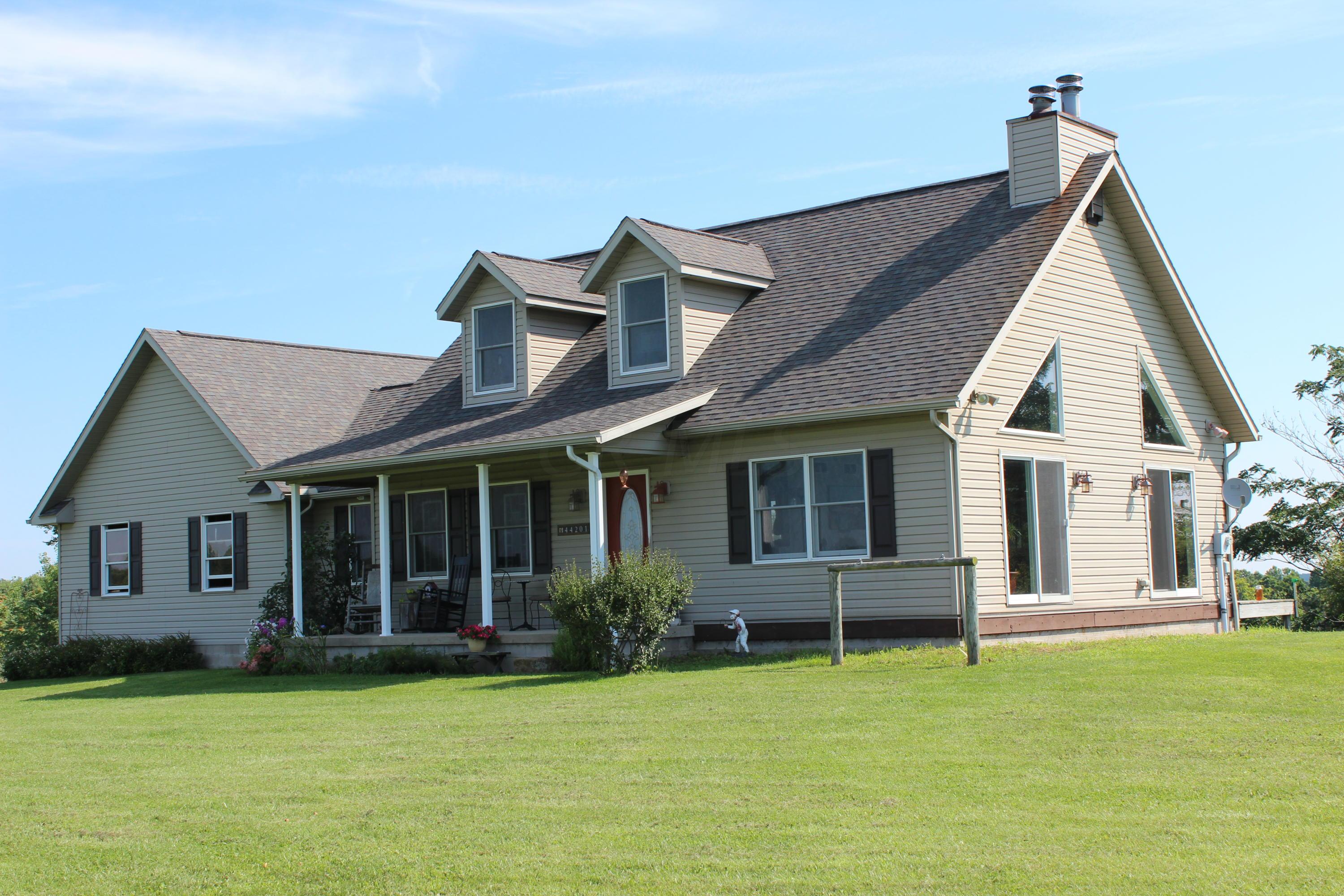 44201 Hanover Ridge Road Jewett, OH 43986 - Photo 1 of 71
