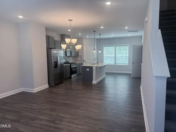 $1,995 | 1920 Fishamble Street, Fuquay-Varina, NC 27526