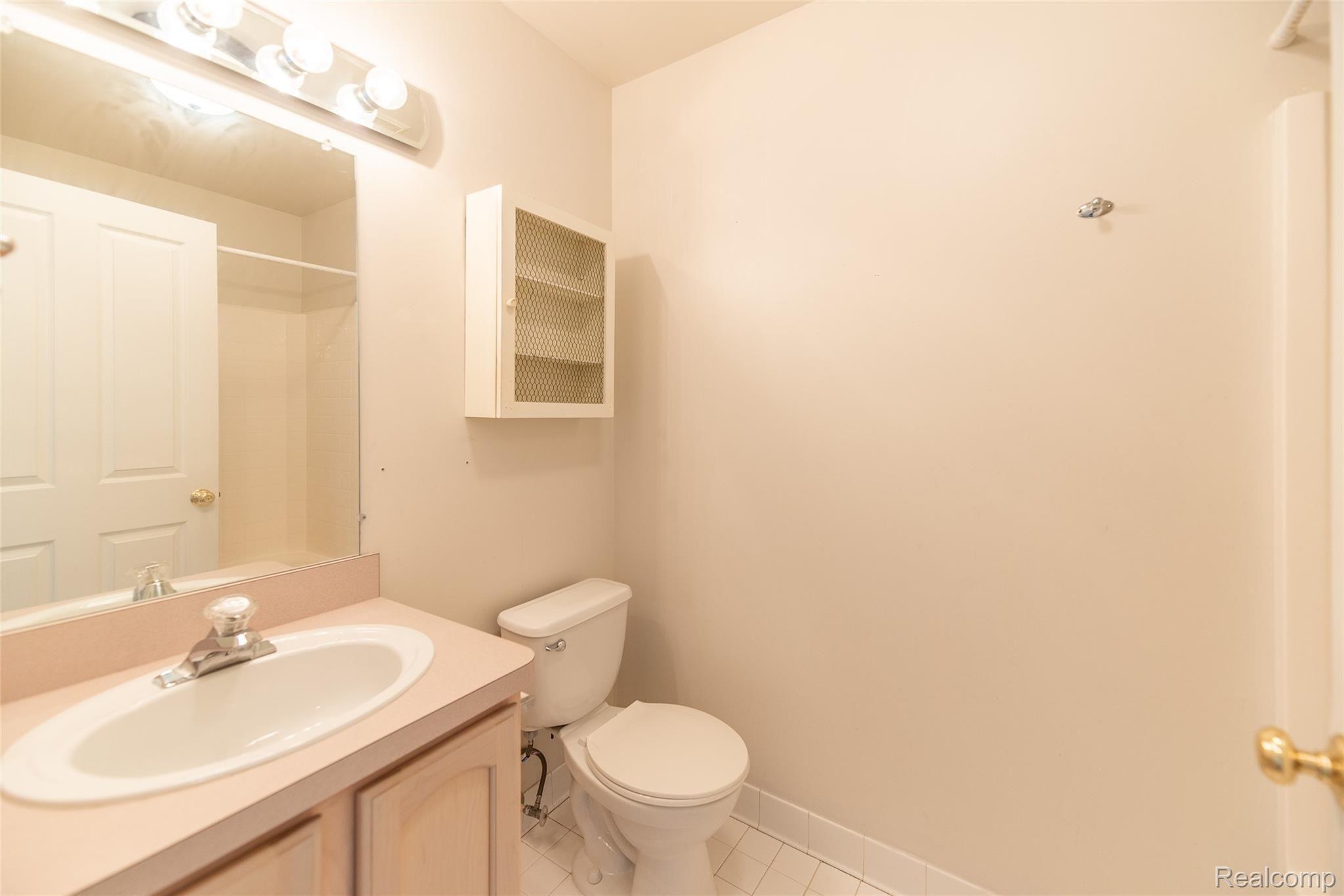 20242 Rodeo Court Southfield, MI 48075 - Photo 25 of 34 Rodeo-27.jpg