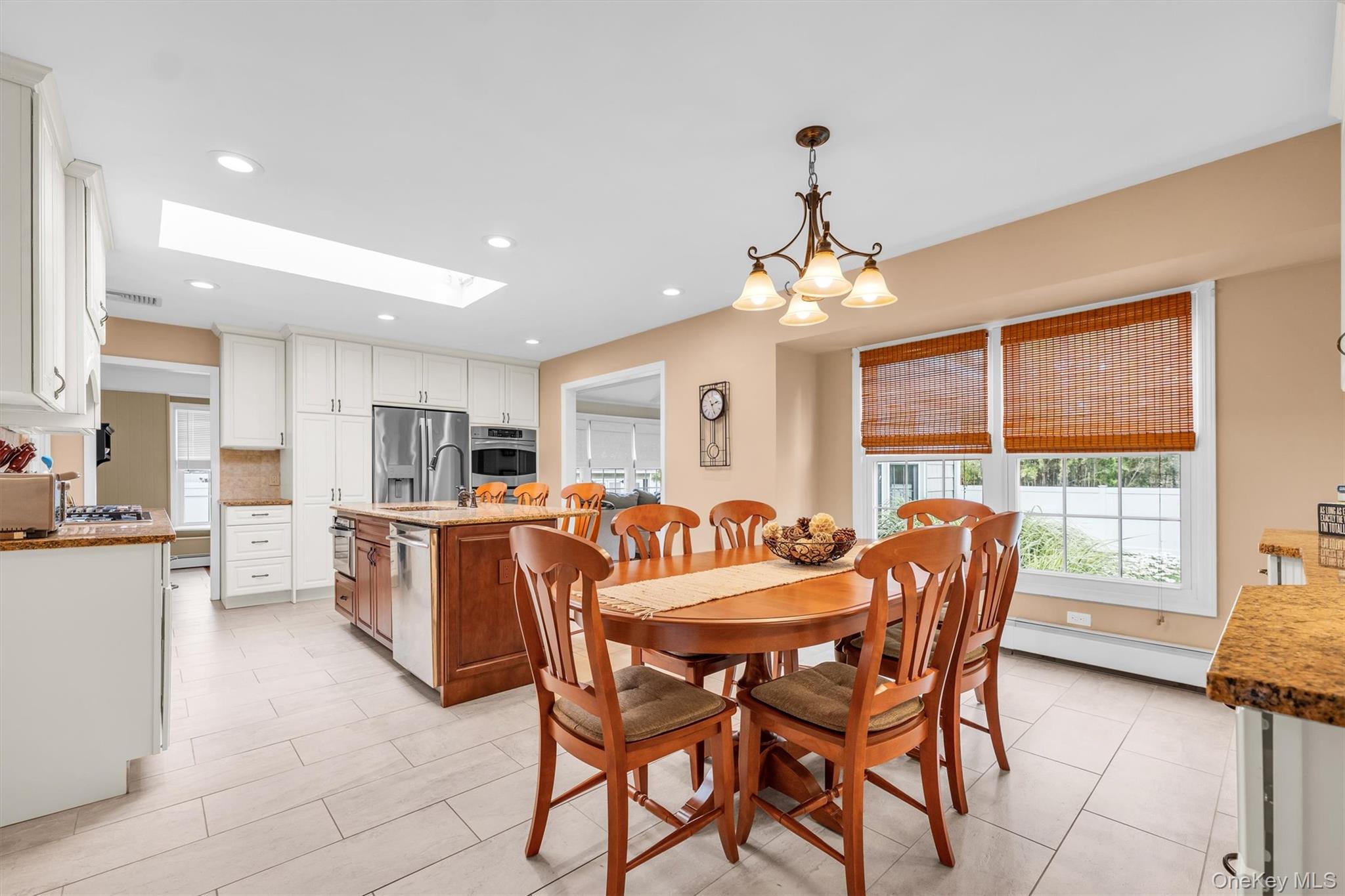 383 Munsell Road East Patchogue, NY 11772 - Photo 26 of 45