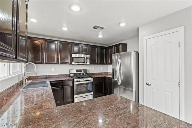 $485,000 | 10176 Desert Trees Street, Las Vegas, NV 89141
