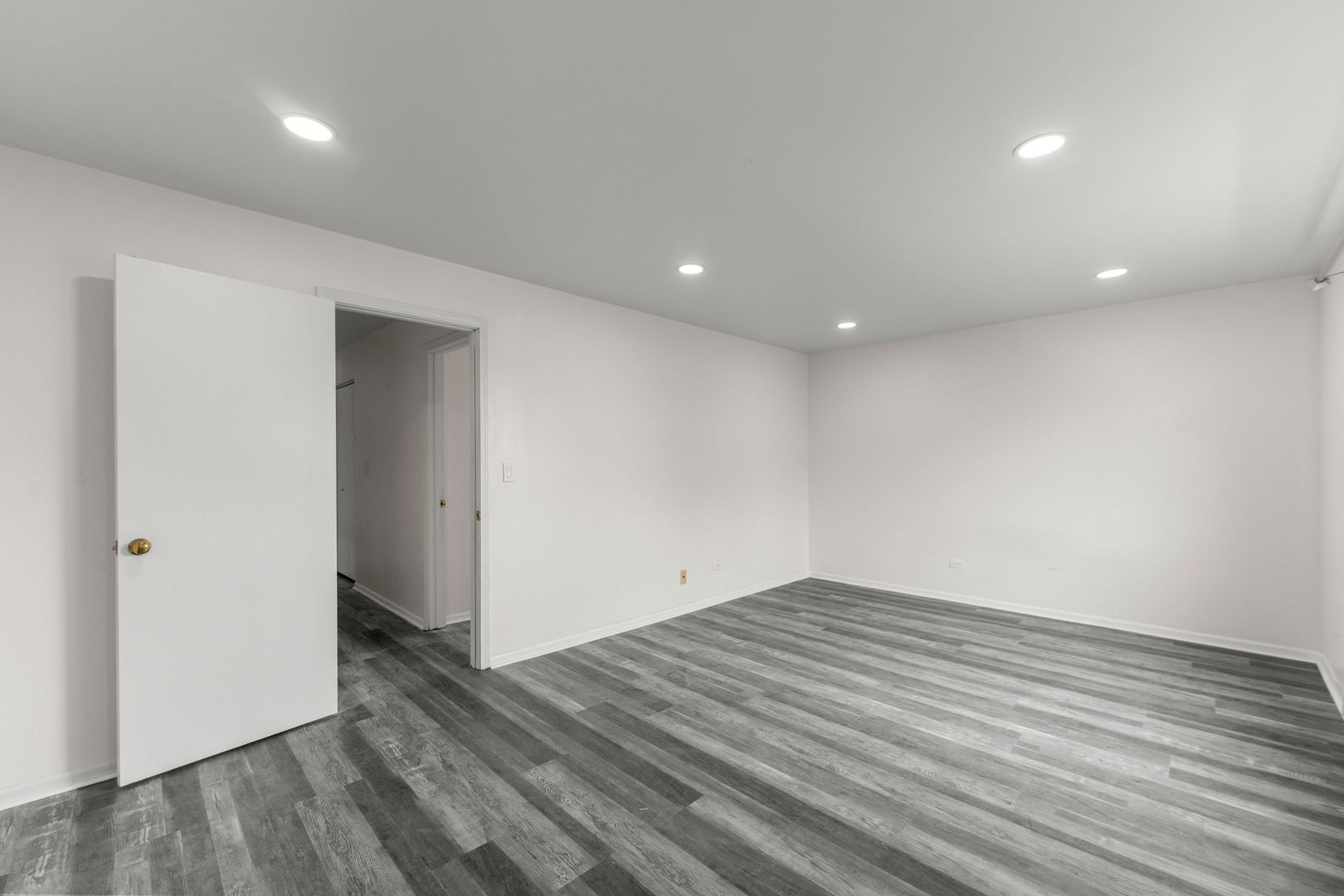 651 North Virginia Road, Unit 328 Crystal Lake, IL 60014 - Photo 16 of 22