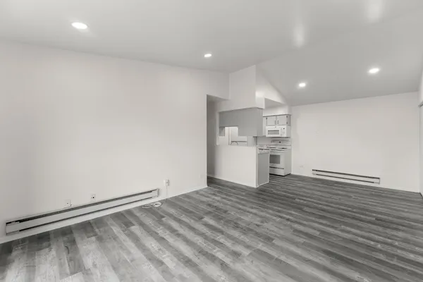 $185,000 | 651 North Virginia Road, Unit 328, Crystal Lake, IL 60014