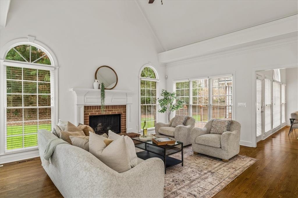 565 Kings County Court Milton, GA 30004 - Photo 15 of 60