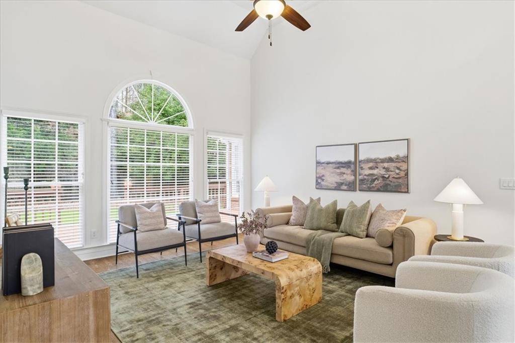 565 Kings County Court Milton, GA 30004 - Photo 9 of 60