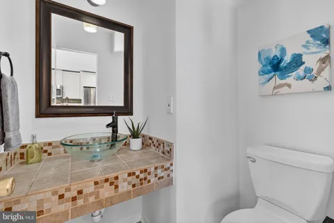 $639,900 | 5707 Lawsons Hill Court, Alexandria, VA 22310