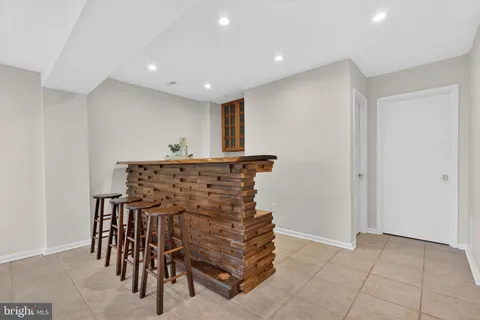 $639,900 | 5707 Lawsons Hill Court, Alexandria, VA 22310