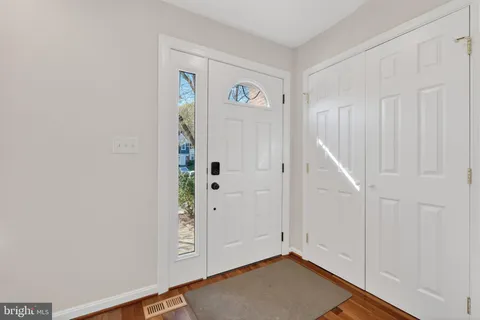 $639,900 | 5707 Lawsons Hill Court, Alexandria, VA 22310