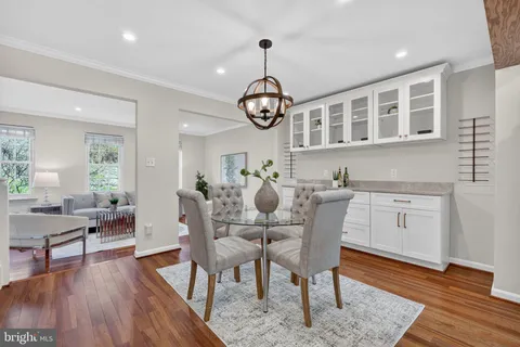 $639,900 | 5707 Lawsons Hill Court, Alexandria, VA 22310