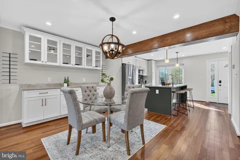 $639,900 | 5707 Lawsons Hill Court, Alexandria, VA 22310