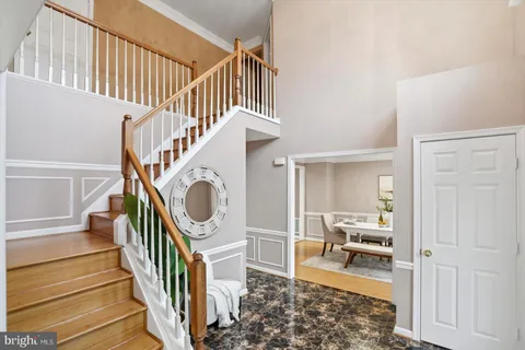 a view of entryway and hall