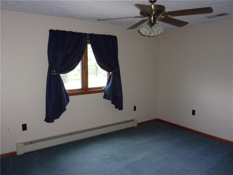 210 Jones Road Valencia, PA 16059 - Photo 12 of 25 Bedroom #4