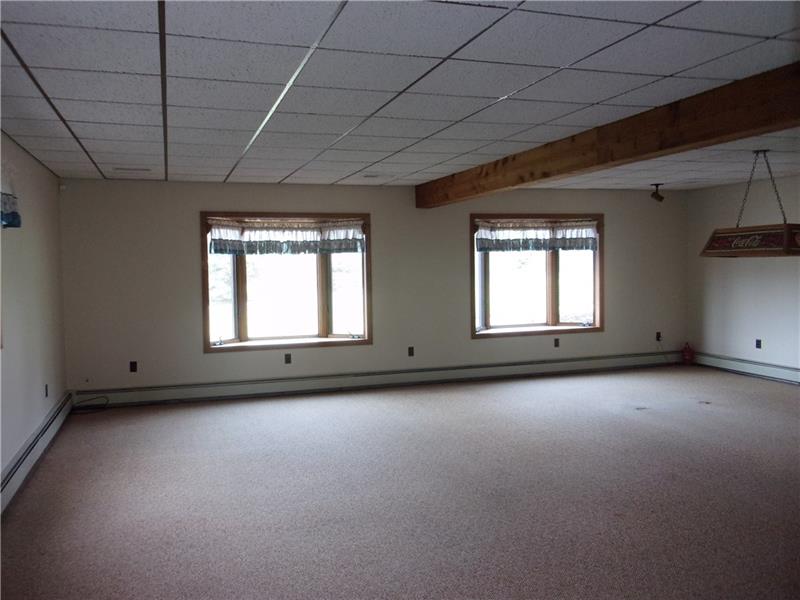 210 Jones Road Valencia, PA 16059 - Photo 9 of 25 Huge Family Room on Main Level