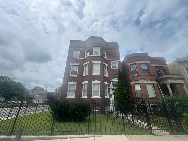 $1,700 | 6558 South Green Street, Unit 3, Chicago, IL 60621