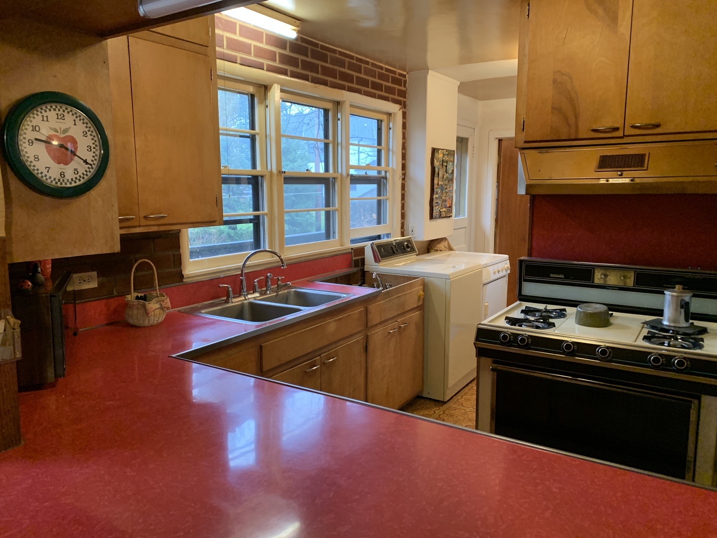 120 74th Street Burr Ridge, IL 60527 - Photo 6 of 20
