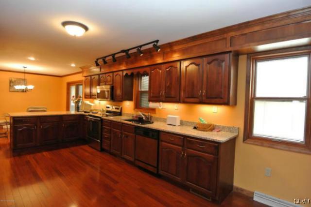 721 Jonas Road Effort, PA 18330 - Photo 7 of 23 Gallery Image 7