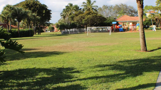 a view of a tennis court