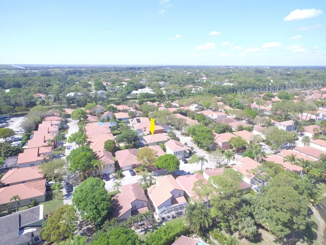 $469,900 | 5337 Edenwood Lane, Riviera Beach, FL 33418