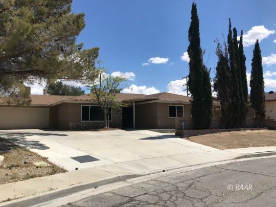 604 Las Posas Street Ridgecrest, CA 93555 - Photo 1 of 19