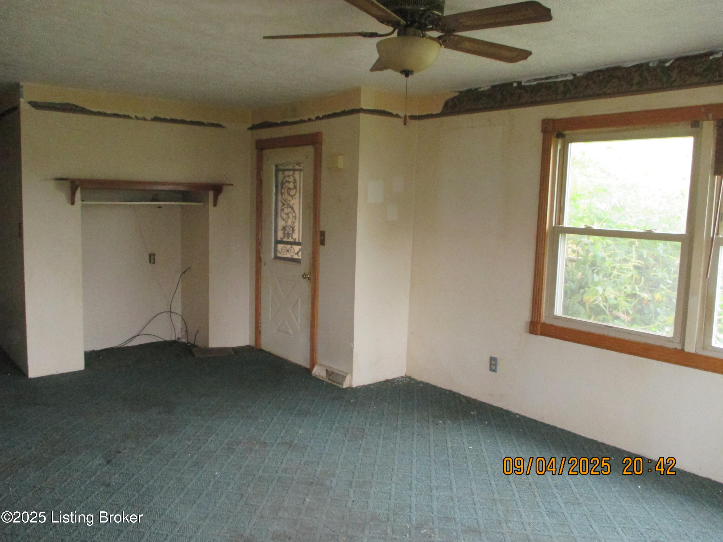 932 Bunk Road Pleasureville, KY 40057 - Photo 4 of 18 IMG_3349