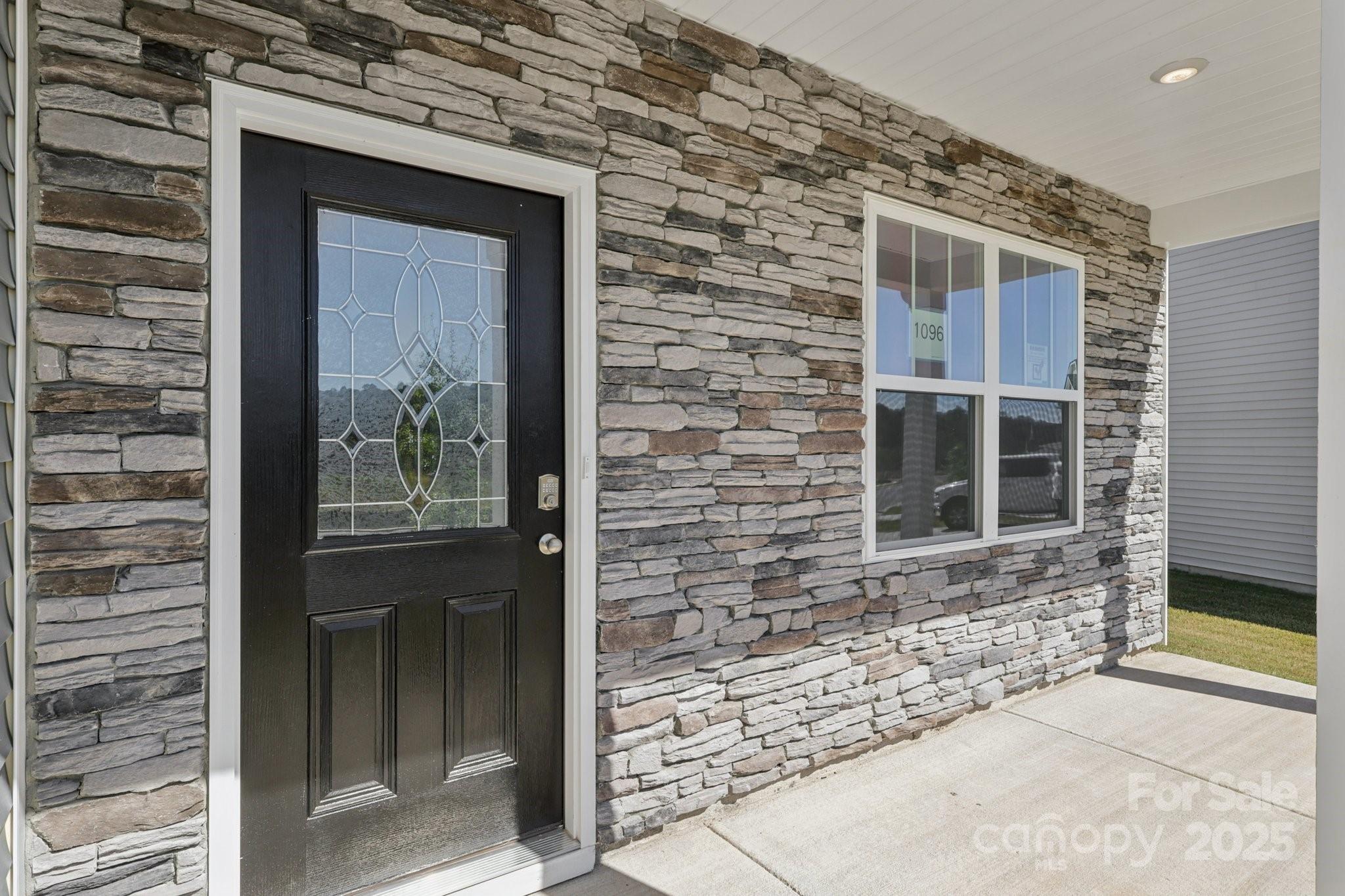 3964 Ashton Drive Northwest Conover, NC 28613 - Photo 3 of 44 a front view of a house with a yard