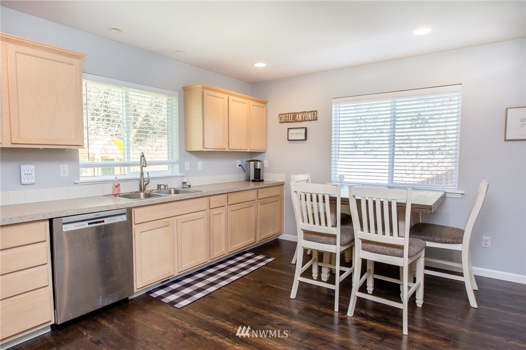 20204 Sill Road Arlington, WA 98223 - Photo 8 of 30 Gallery Image 8