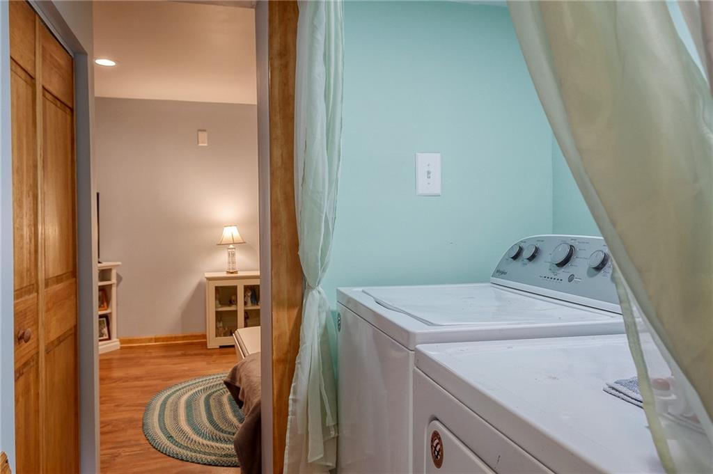 147 Kaylor Road Pittsburgh, PA 15237 - Photo 10 of 25 Gallery Image 10
